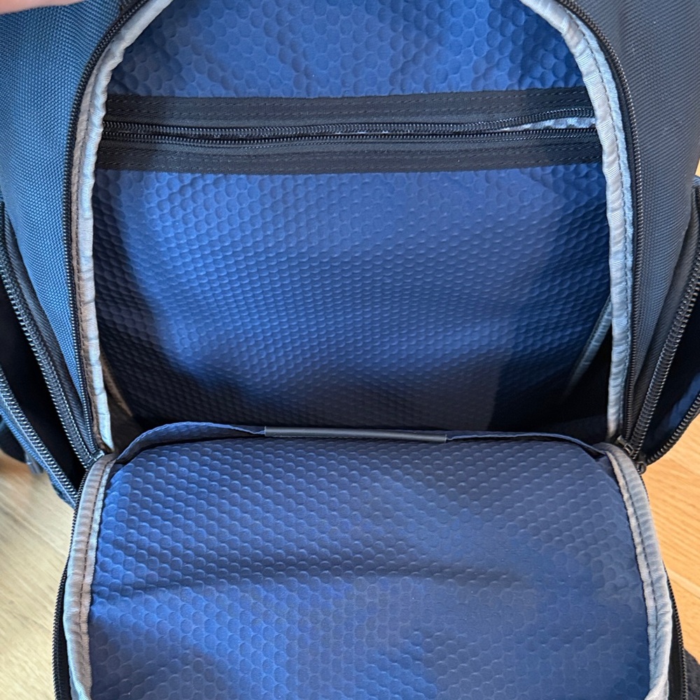 Tumi Black Leather and Fabric Men's Backpack - Picture 4 of 8